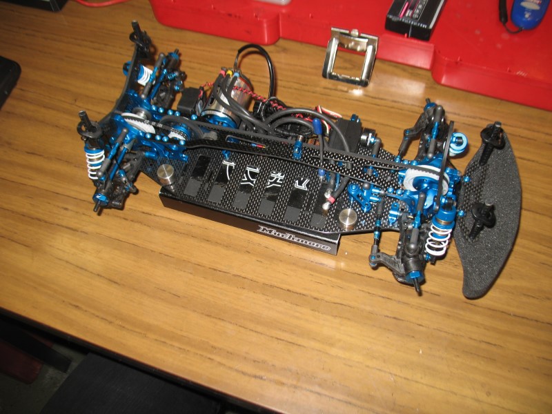 Bild: Tamiya TRF 416X Oliver