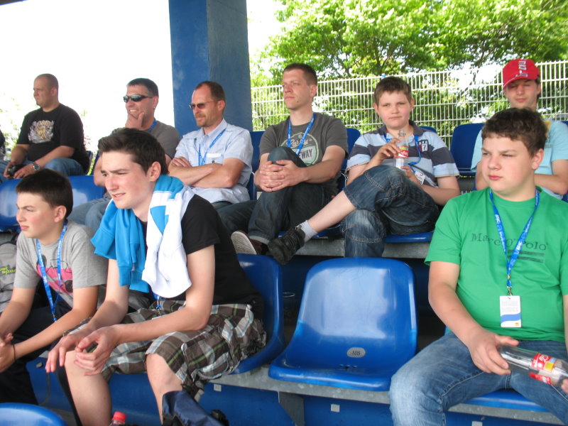 Bild: Jugendausflug Hockenheim 001