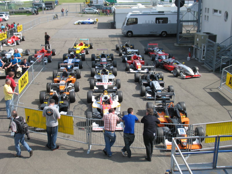 Bild: Jugendausflug Hockenheim 004