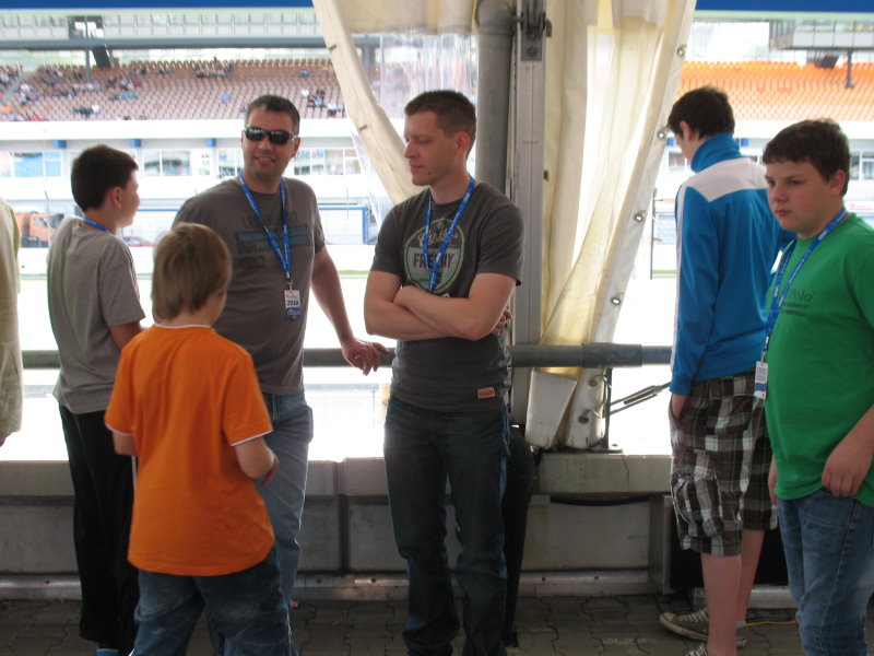 Bild: Jugendausflug Hockenheim 005