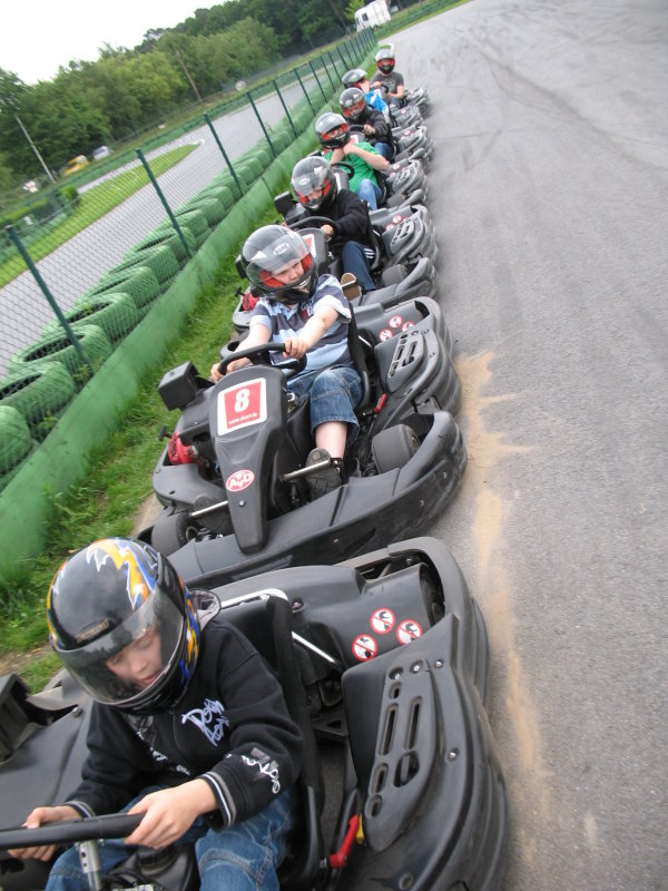 Bild: Jugendausflug Hockenheim 064