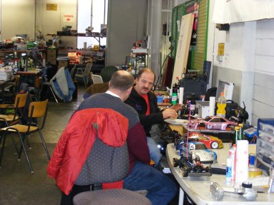 Bild: Chef-Schrauber unter sich