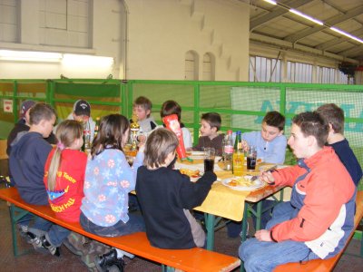 Bild: Raubtierfuetterung 1