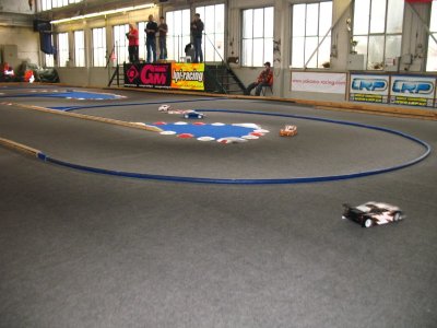 Bild: Renntag 03-04-2010 012